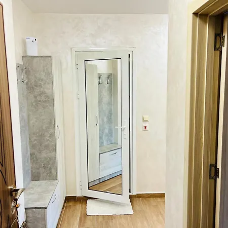 Apartmán тутхон