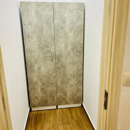 Apartmán тутхон