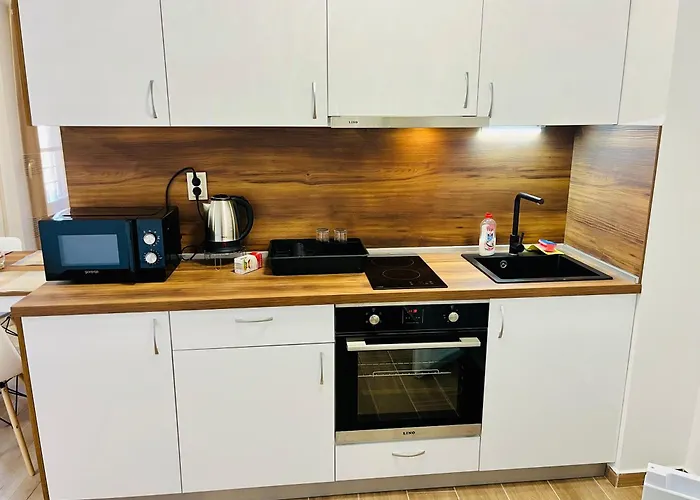 тутхон * Pomorie