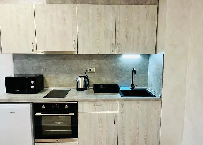 тутхон Pomorie