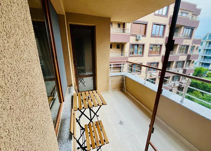 тутхон Pomorie